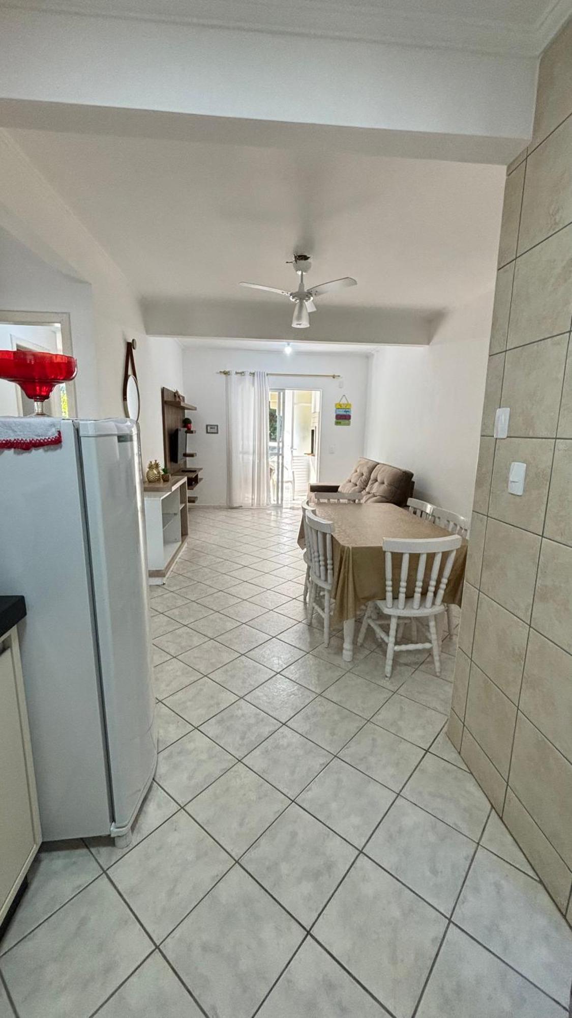 Apto Em Condominio No Centro De Bombinhas, Proximo Da Praia Exterior foto